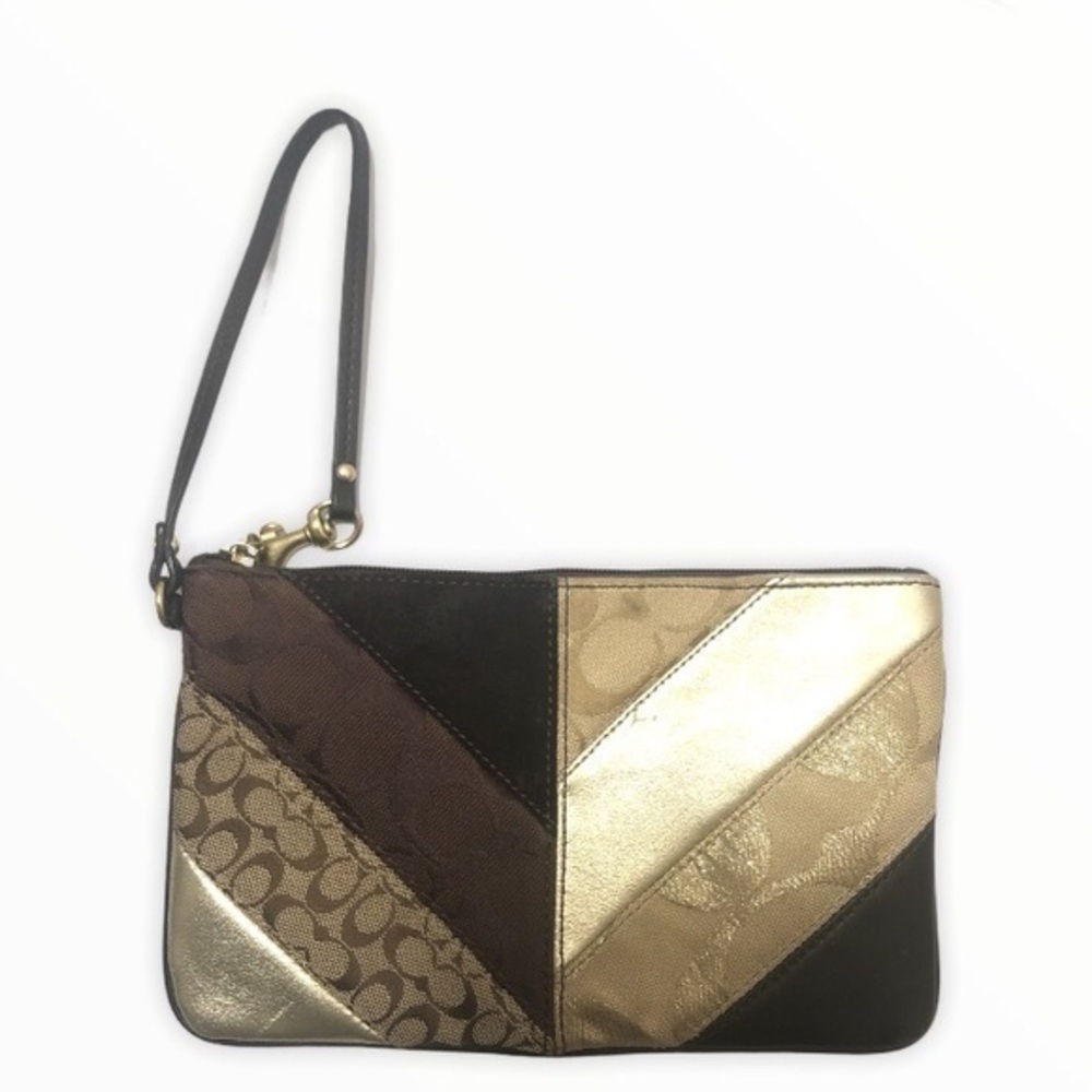 Coach chevron patchwork wristlet clutch bag